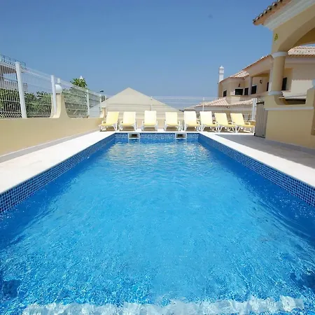Alice - Free Wifi & Air Co & Swimming Pool - By Bedzy *